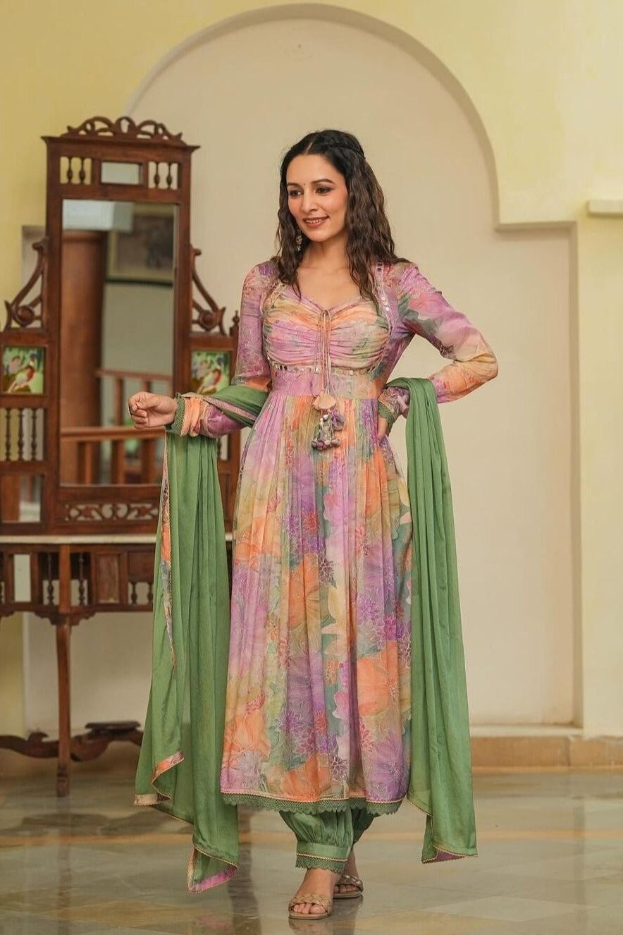 Naira style