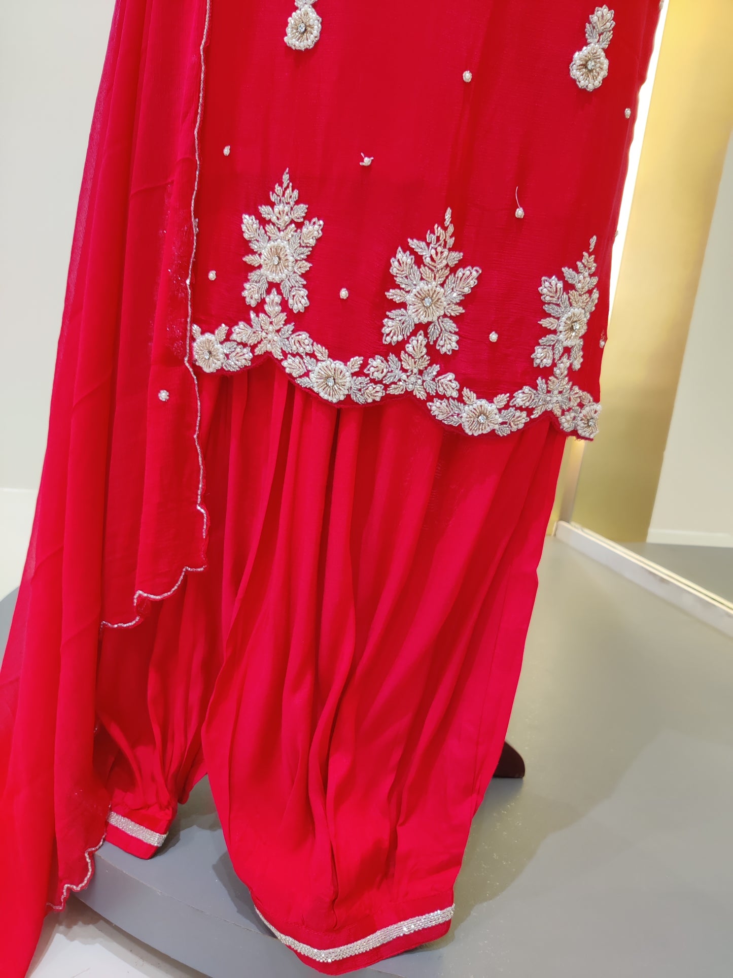 Chinnon suit