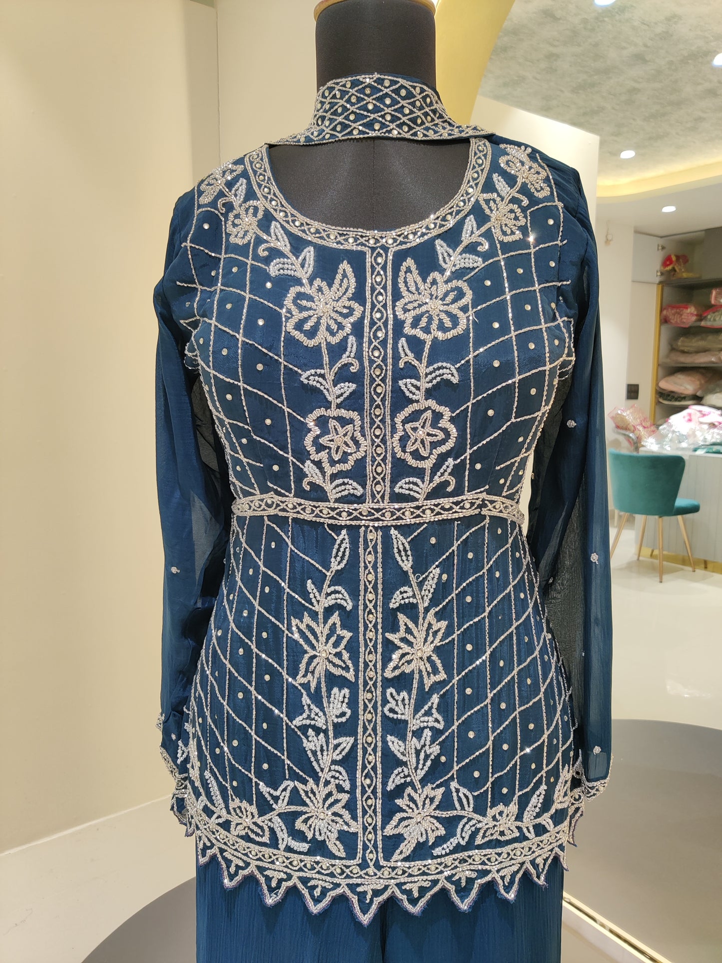 Embellished long top with pant