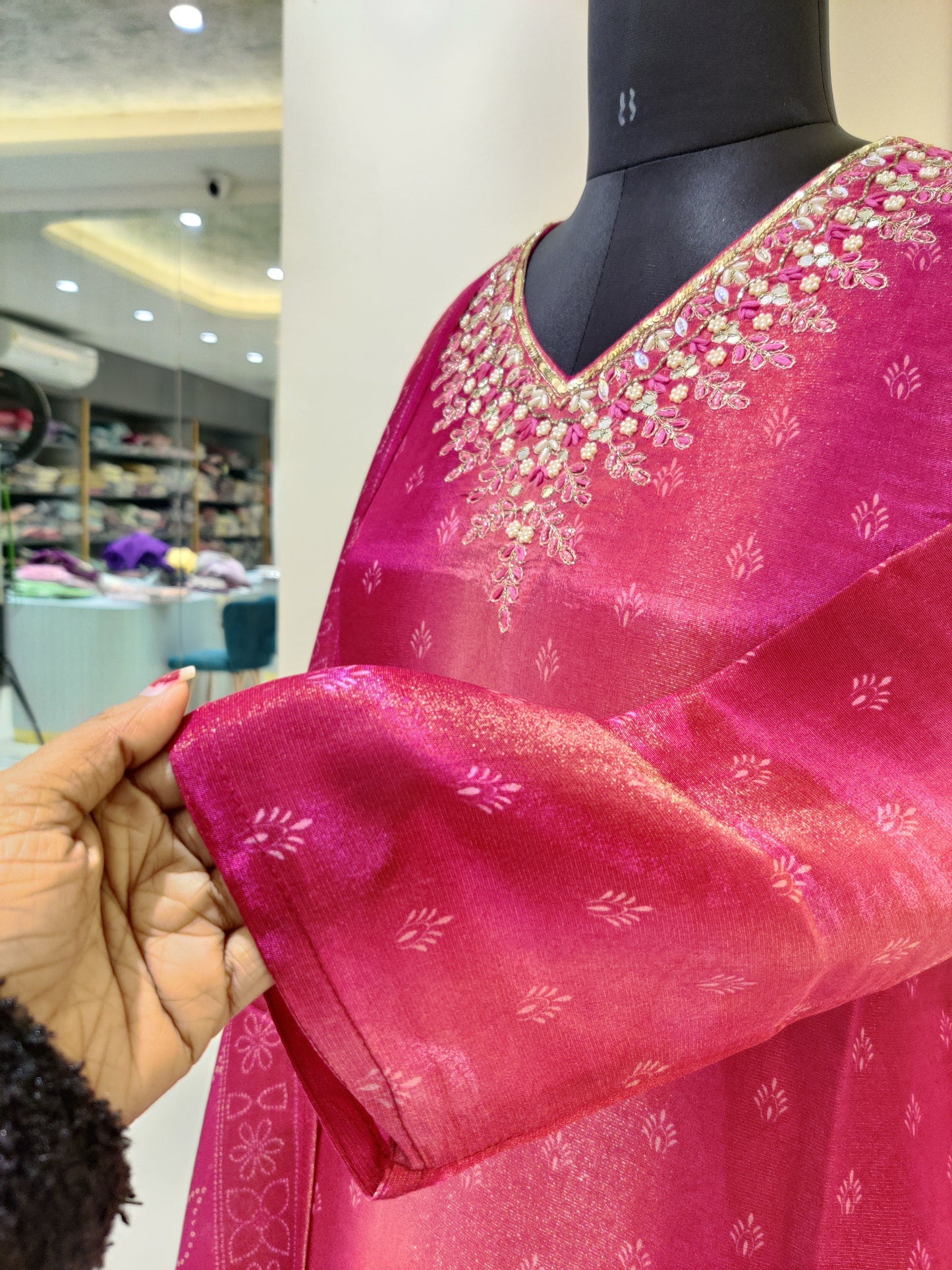 Tissue shimmer with hand work - Dark Pink