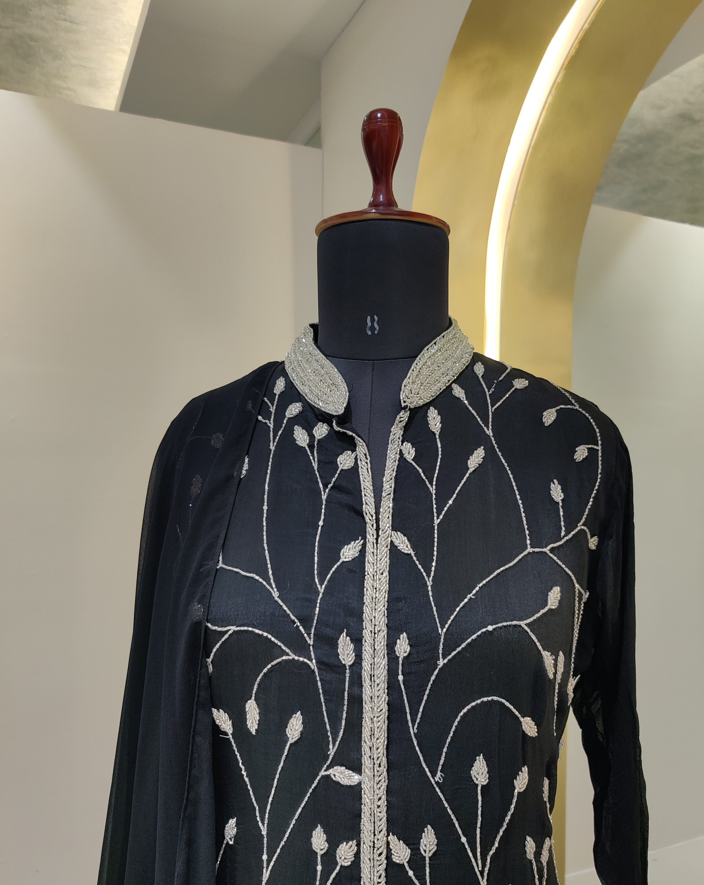 Pure chinnon Suit