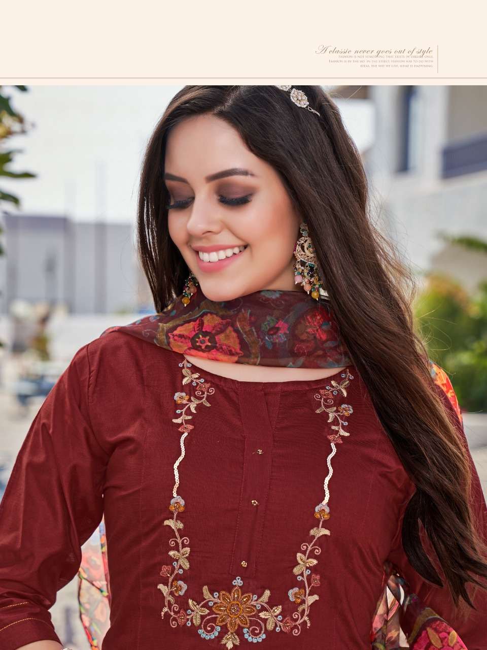 Silk suit with organza details