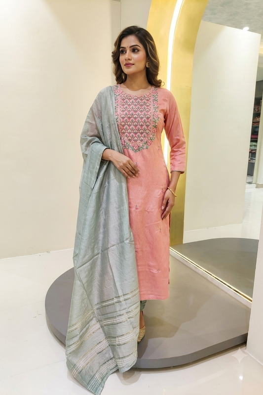Dola silk kurta set