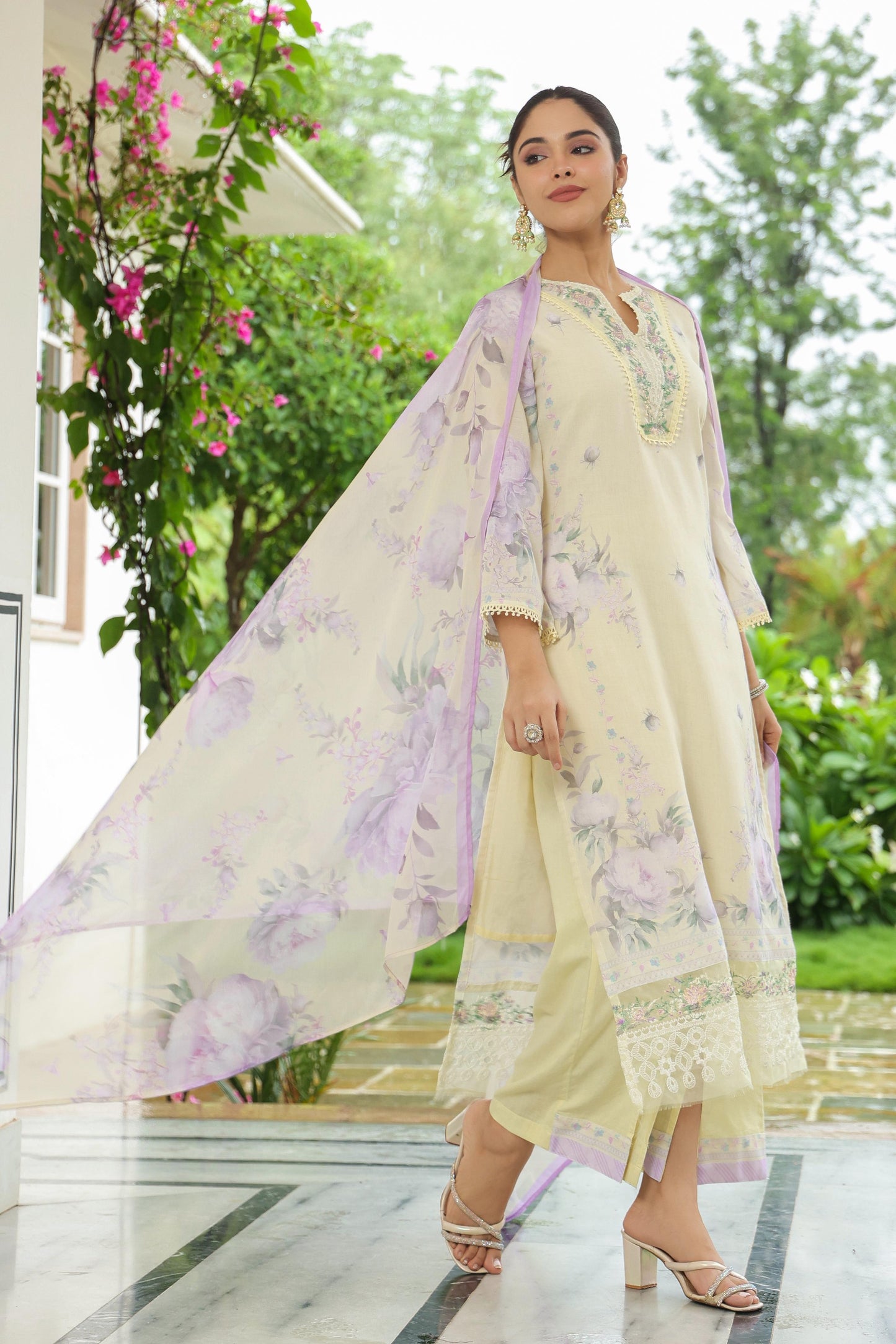 Digital printed pakistani suit - light Yellow
