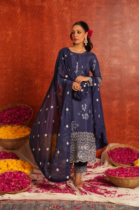 Schiflie detailed chinnon suit - Navy Blue