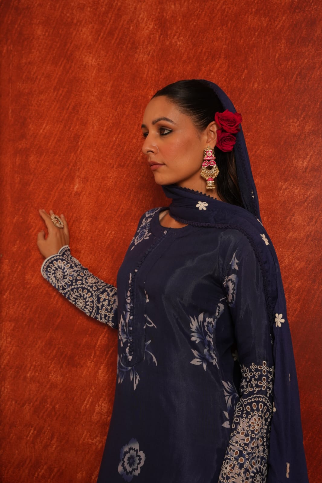 Schiflie detailed chinnon suit - Navy Blue