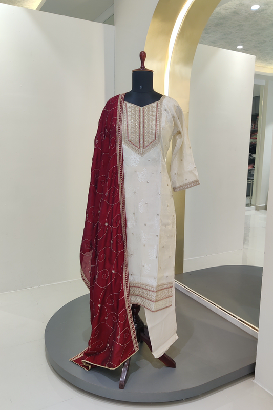 Tissue shimmer silk suit