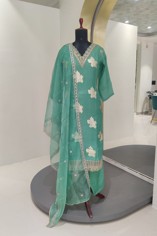 Organza suit