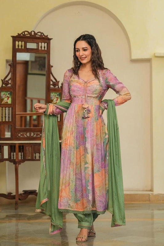 Naira style