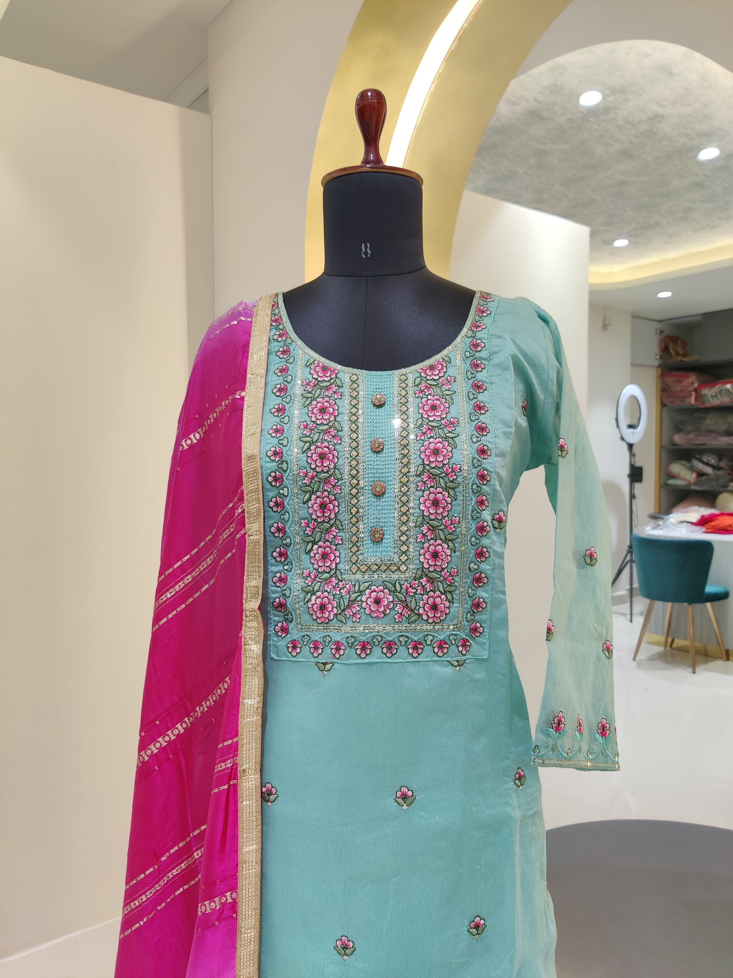 Chenderi silk suit - sky