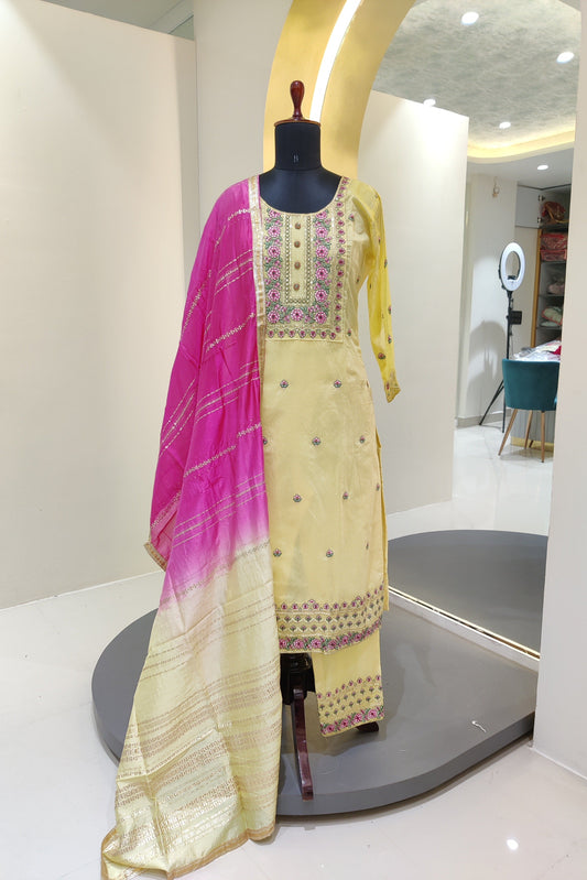 Chenderi silk suit - Yellow