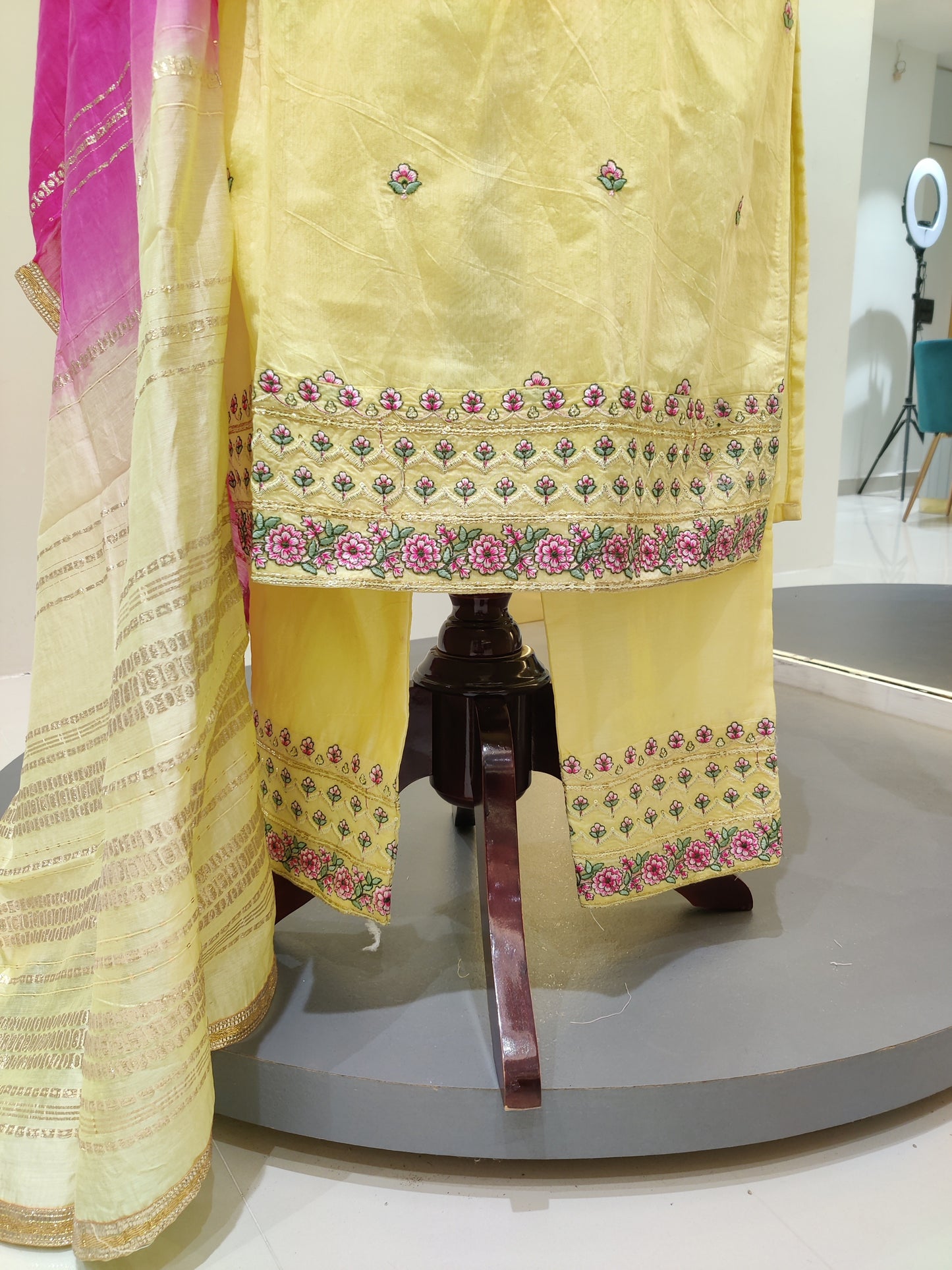 Chenderi silk suit - Yellow