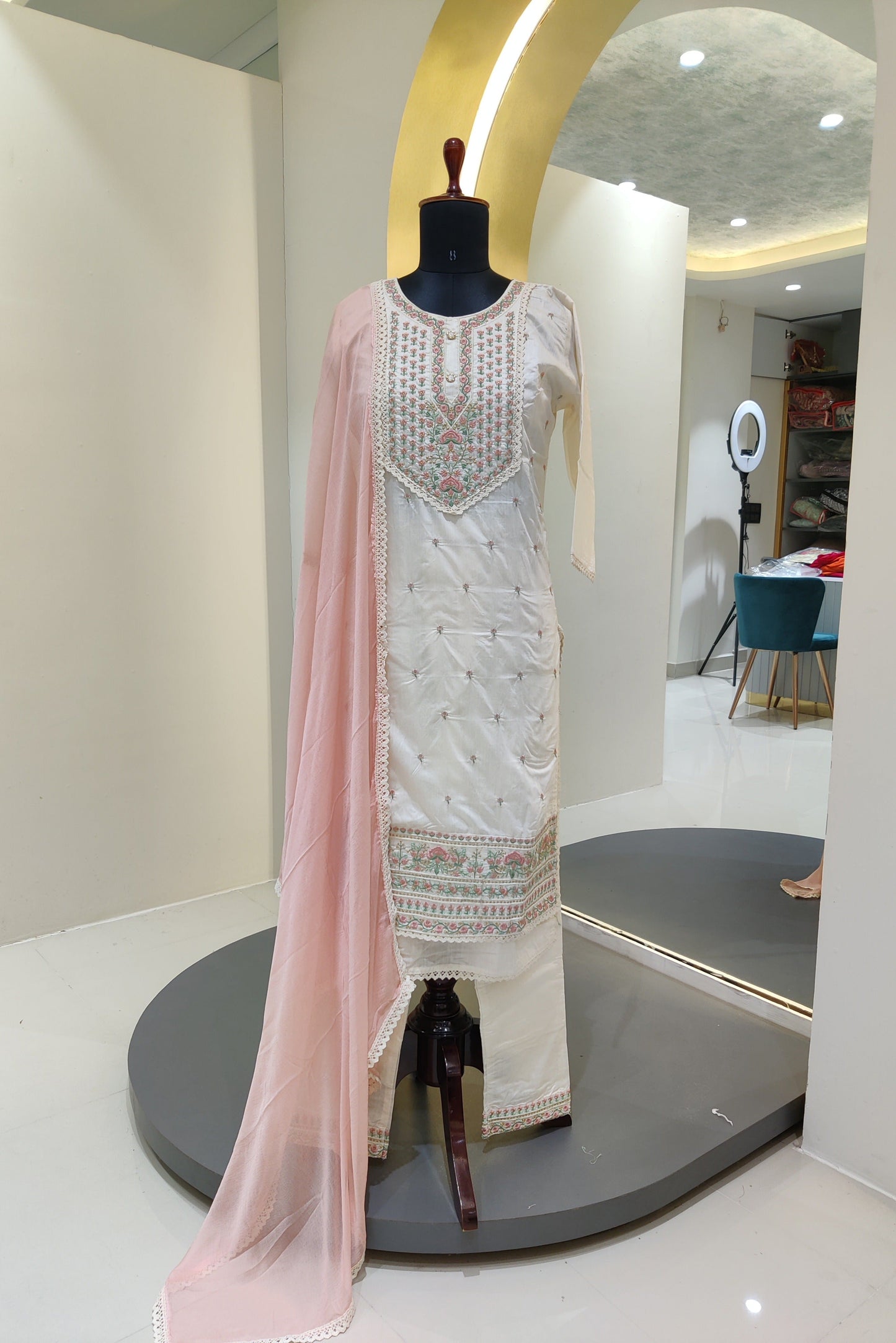 Chenderi silk with thread work - Off White