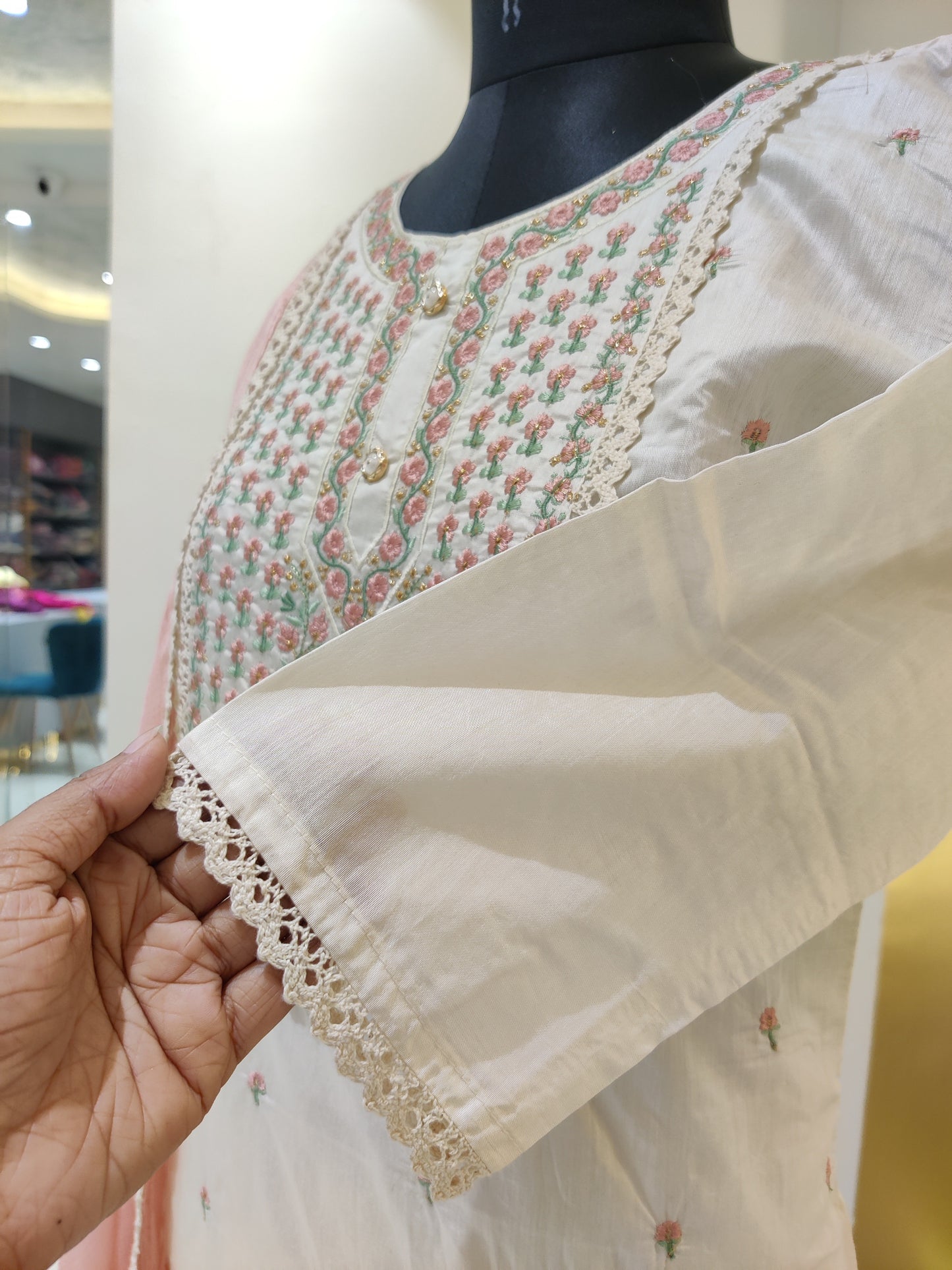 Chenderi silk with thread work - Off White