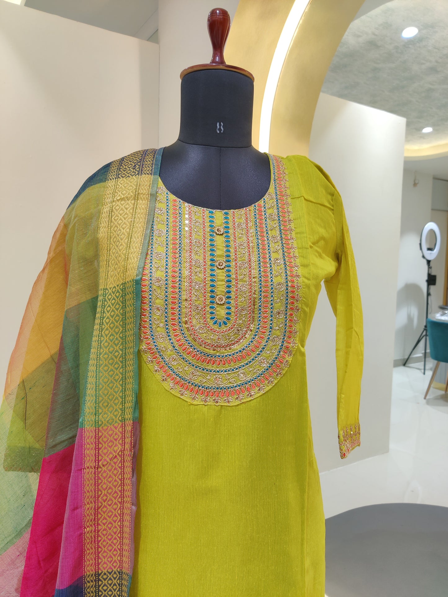 Chenderi suit with zari detalis - lemon Yellow