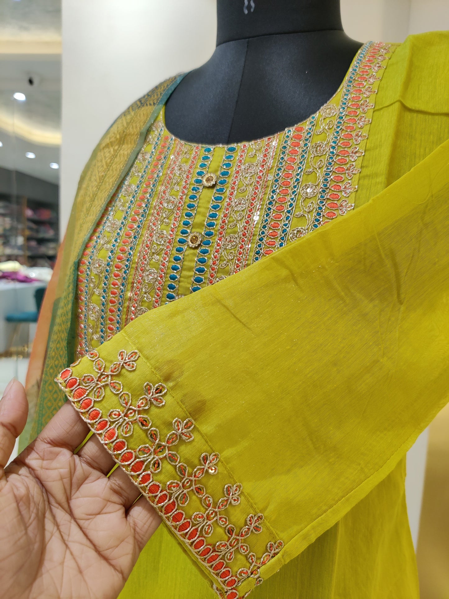 Chenderi suit with zari detalis - lemon Yellow