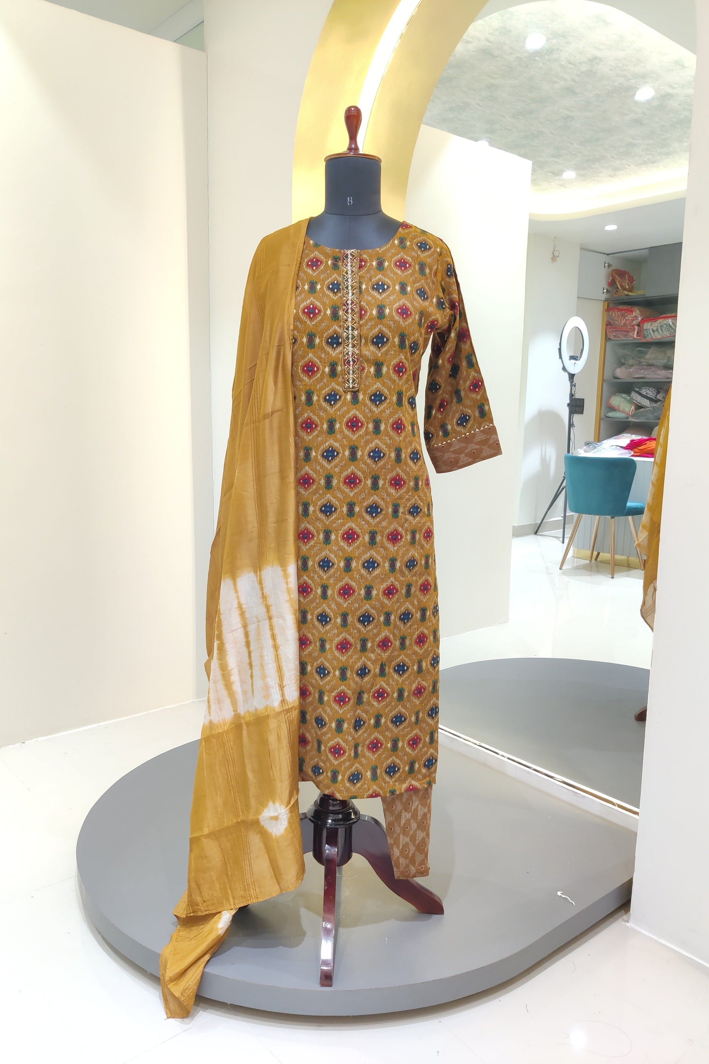 Cotton printed suit