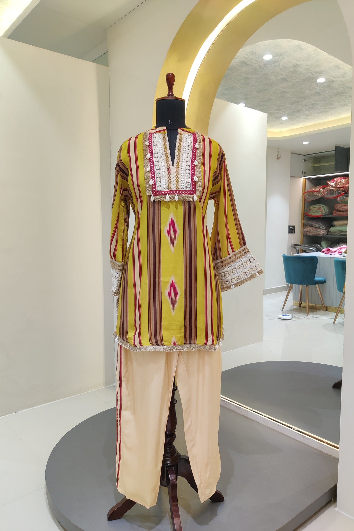 Bohemian cordset