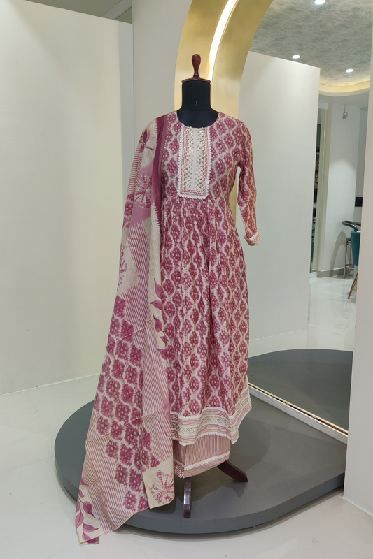 Naira style kurta set